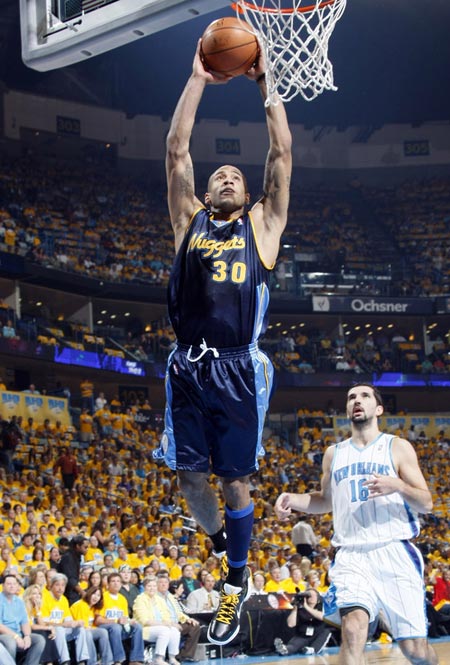 随着赛季临 随着赛季临