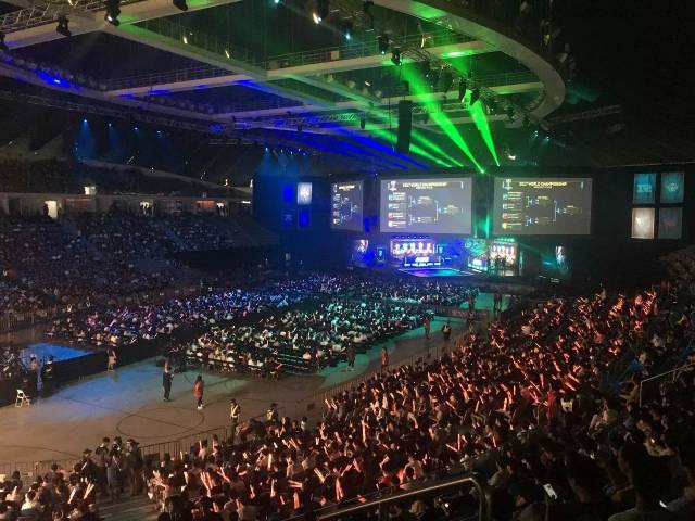 到教练组和 到教练组和