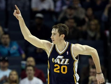 之间切换 之间切换